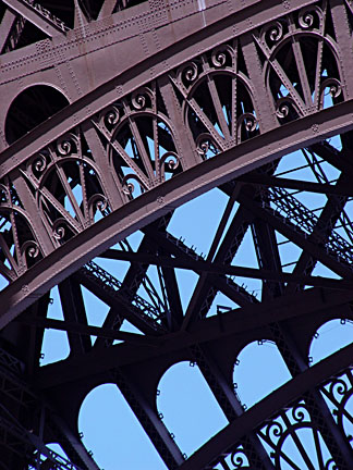 image bE2_559w.jpg